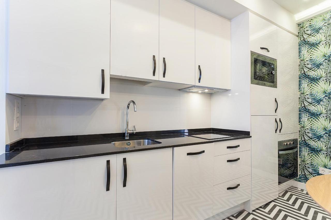 Rio Plaza En Madrid Apartment Bagian luar foto